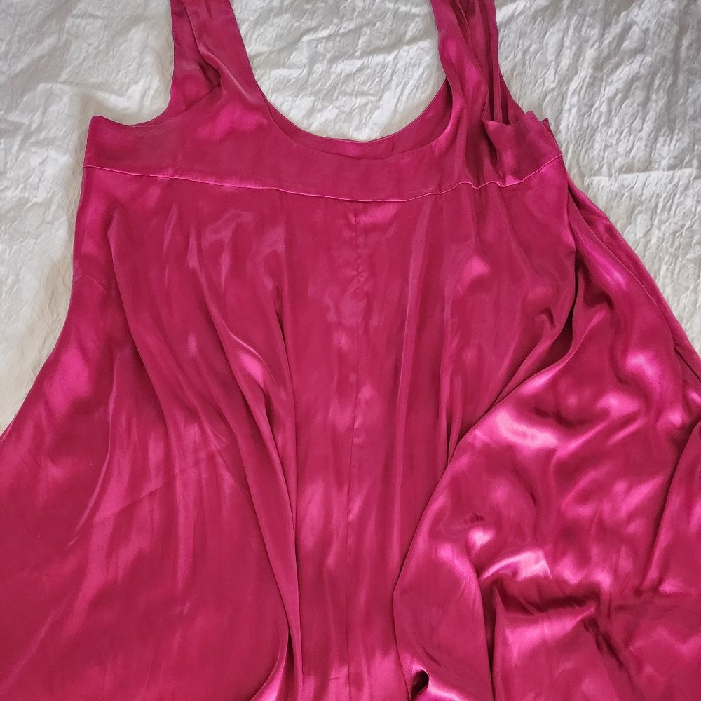 Flowing Party Dress - Picture 2 of 5